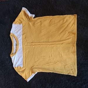 Medium yellow and white Old Navy t-shirt